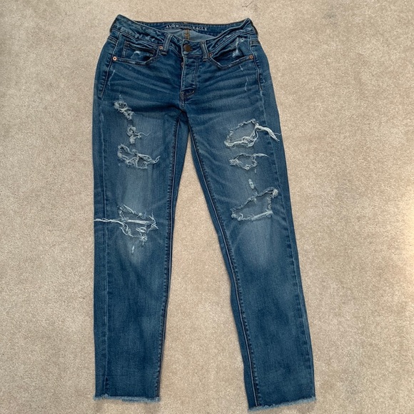 American eagle tomgirl jeans size 6 button fly